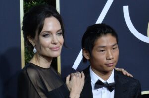 Angelina-Jolie-brings-son-Pax-to-2018-Golden-Globes